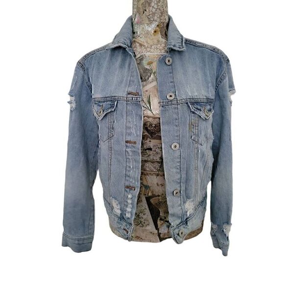 Vanilla Star Premium Distressed Ripped Torn Faded Light Blue Denim Jean Jacket - Picture 15 of 15